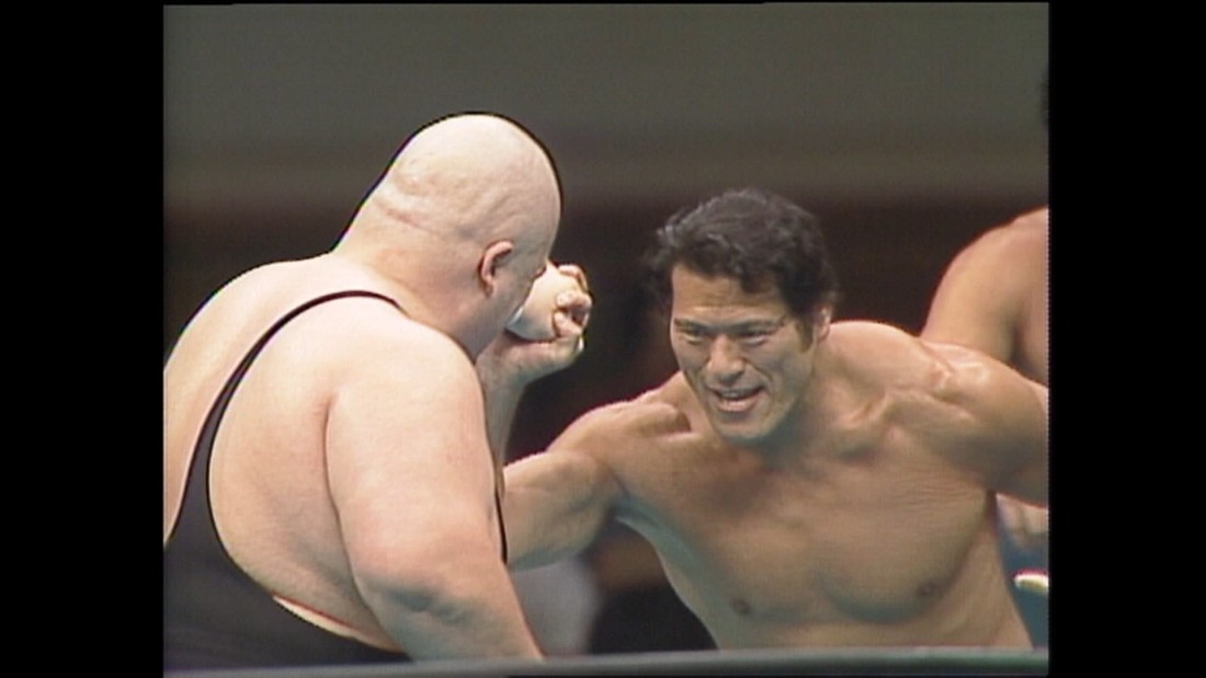 André the Giant vs Super Strong Machine | 5/31/1985 IWGP & WWF champion ...